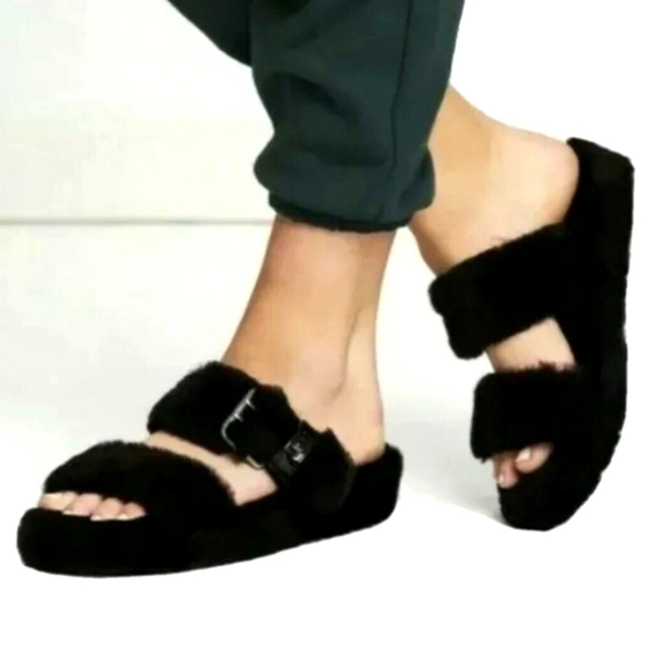 UGG Black Cozy Fuzz Yeah Slippers 8 - Picture 1 of 8